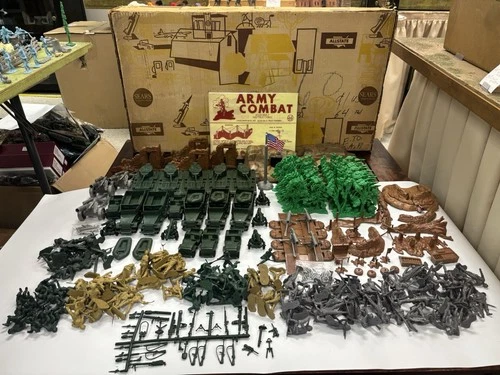 Marx 1963 Sears/Allstate “Army Combat” #6019  Set