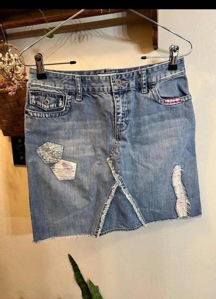 Y2K Tommy Hilfiger Mini Skirt