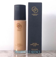 Oriflame Giordani Gold Long Wear Mineral Foundation SPF20 - Light Ivory Neutral
