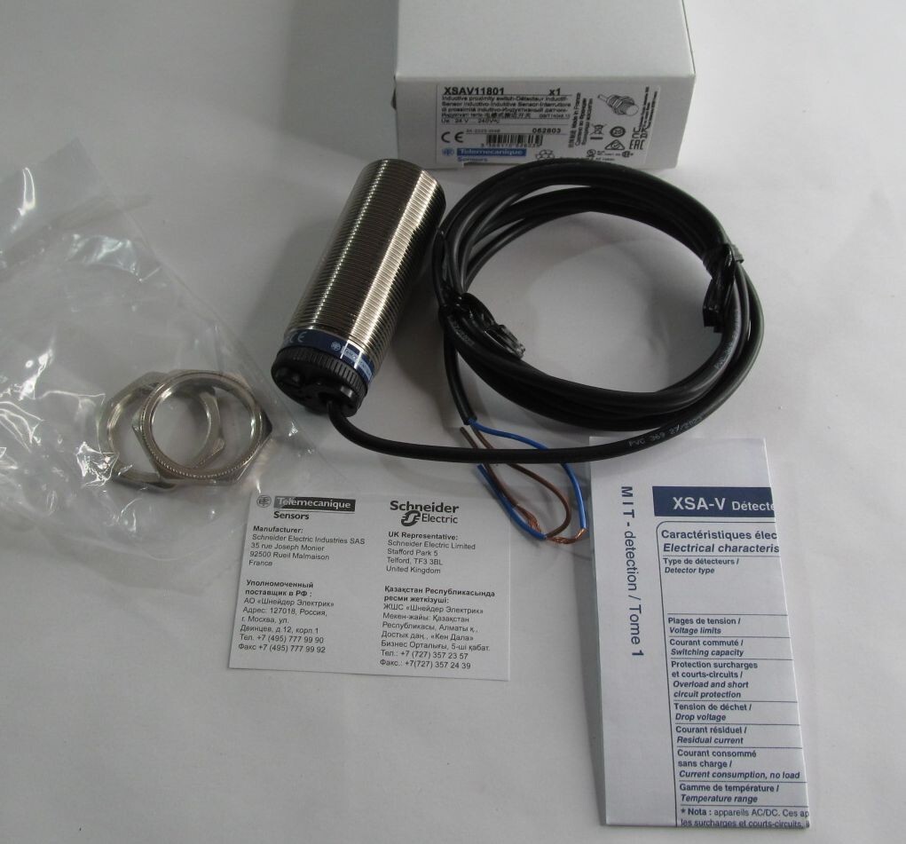 SCHNEIDER TELEMECANIQUE XSAV11801 INDUCTIVE PROXIMITY SWITCH/ SENSOR USA SELLER