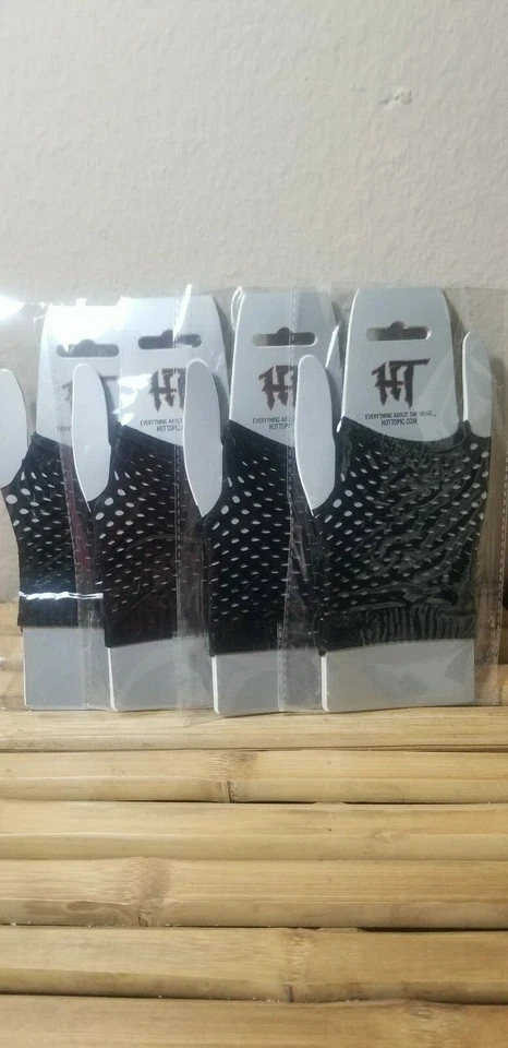 Guantes Hot Topic Malla Negra 2 Dedos Madonna Años 80 (Lote de 4) Foto 4 de 4