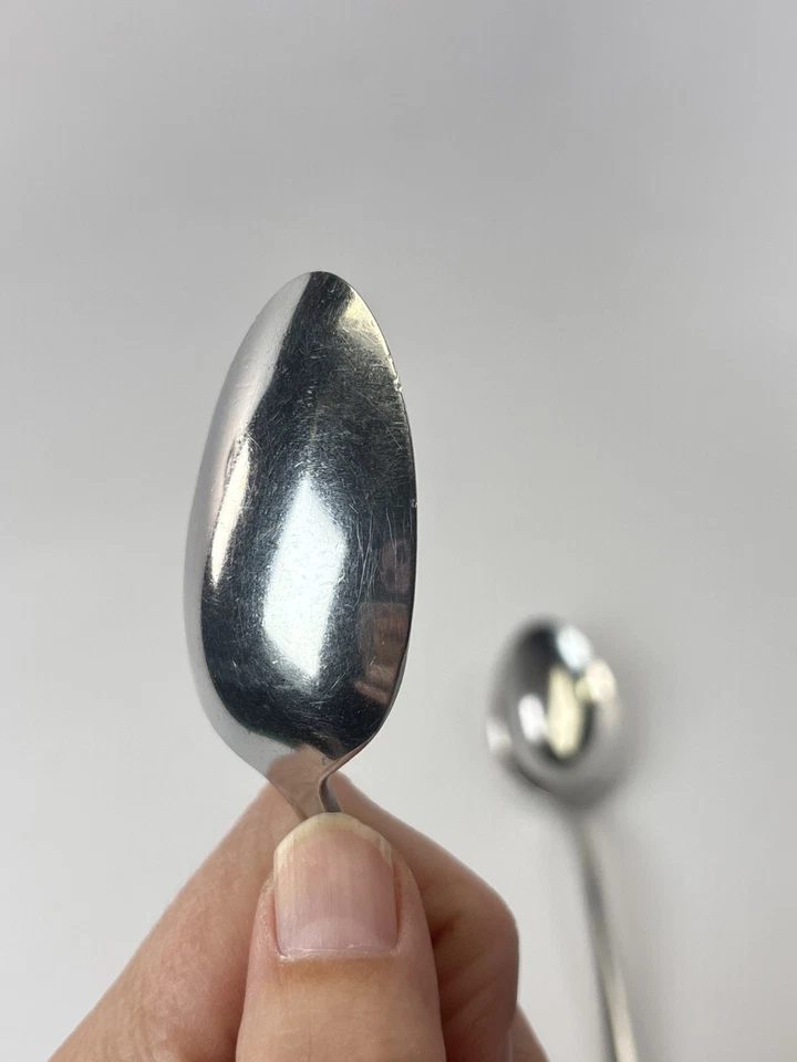 Oneida Community KENWOOD Teaspoon Tea Spoon 6" Glossy Stainless Set 2 - Image 2 of 4