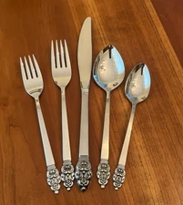 Oneida Community VINLAND Stainless Flatware - Choice