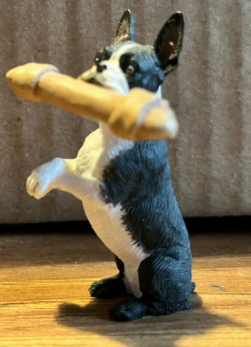 The Danbury Mint Figur Boston Terrier Hund sitzend während Rohhaut - Bild 2 von 4
