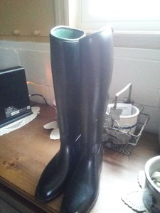 riding boots size 9