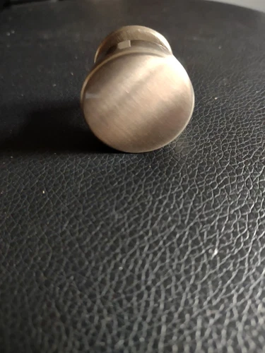 Top Knobs M1122 Essex 1-3/16" Mushroom Cabinet Knob - Brushed Satin Nickel - Picture 1 of 2