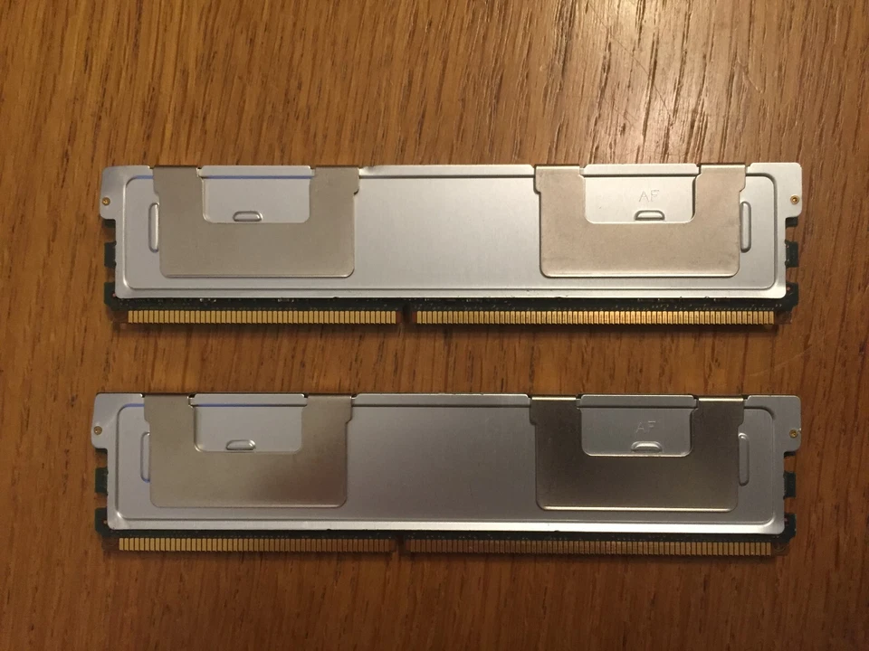 Samsung M395T1G60QJ4-CE68 / 8GB 4Rx4 PC2-5300F-555-11- AF0 Memory / Kit di 2 - Immagine 4 di 4