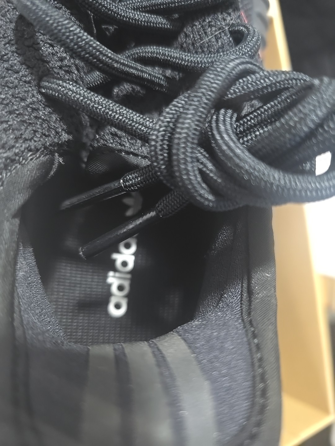 Size 5.5 - adidas Yeezy Boost 350 V2 Bred thumbnail 4