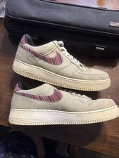 Nike Air Force 1 '07 LV8 Moda Tenis Caqui Negro Blanco Talla 12US 823511-200