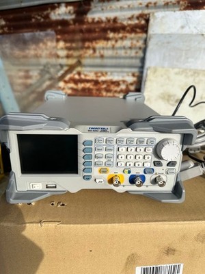 IWATSU SG-4222 Oscilloscope 25MHz 200MSa/s Digital Storage Scope