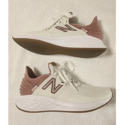 New Balance Fresh Foam Roav Men's White Pink Mesh Lightweight Sneaker WROAVRL1