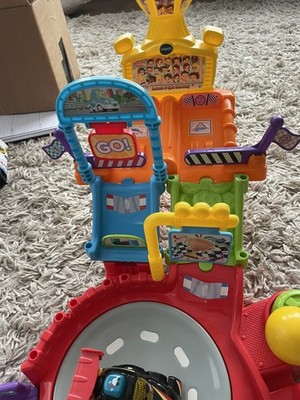 VTech Toot-Toot Drivers Launch And Spin Raceway plus Auto 