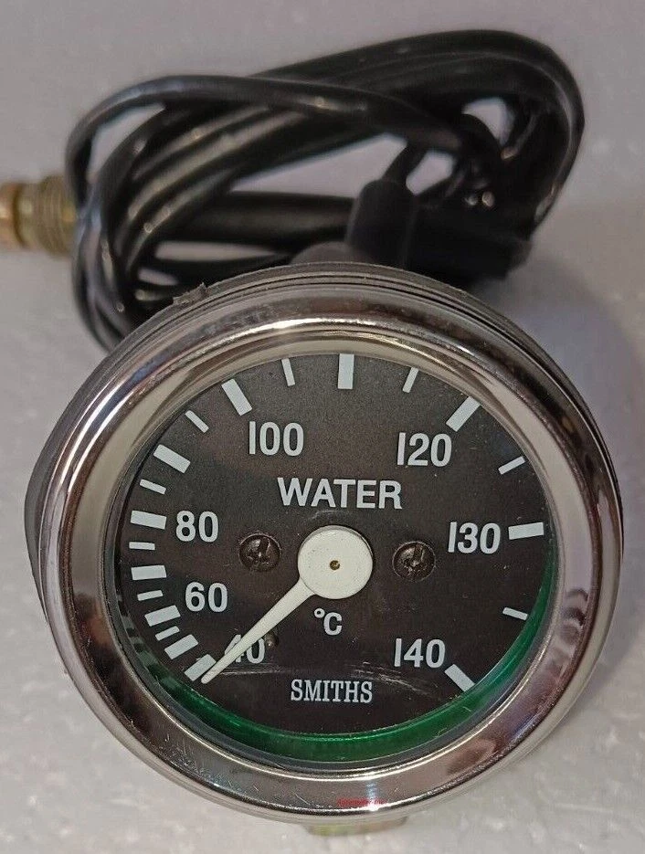 Smiths Gauge Kit Temp+ Oil+ Fuel+ Amp +Oil Temp+Speedometer +Tacho Replica - Image 3 of 4