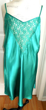 NEW SATINY FOREST GREEN w/LACE INTIMATE PLEASURES WOMEN'S NIGHTGOWN SIZE 18/20