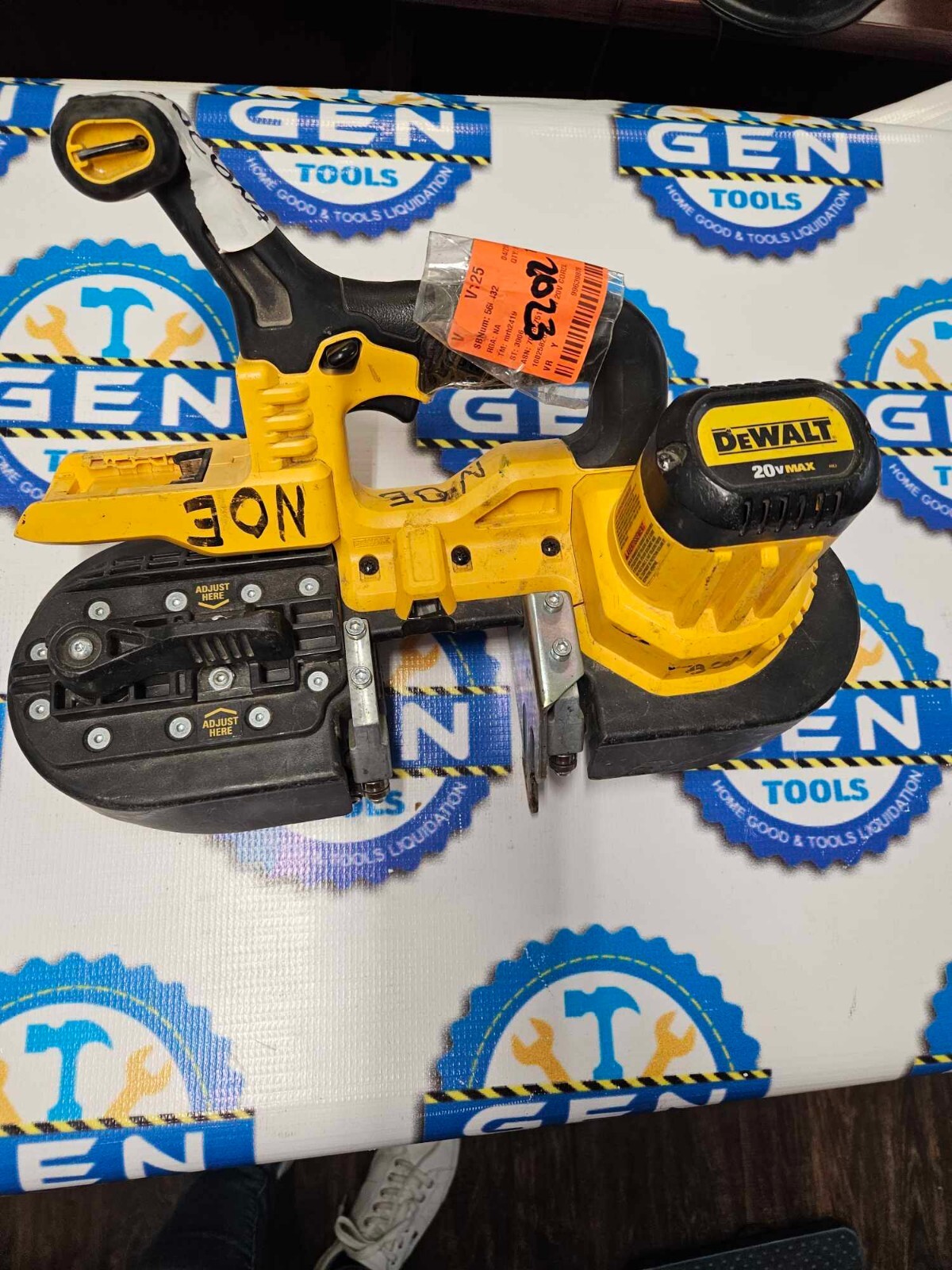 Dewalt DCS371 20V Cordless Band Saw (Tool Only) FOR PARTS REPAIR NOT