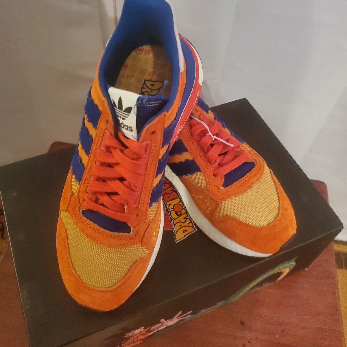 Size 8M - adidas Dragon Ball Z x ZX 500 RM Son Goku Size 8M - adidas Dragon Ball Z x ZX 500 RM Son Goku