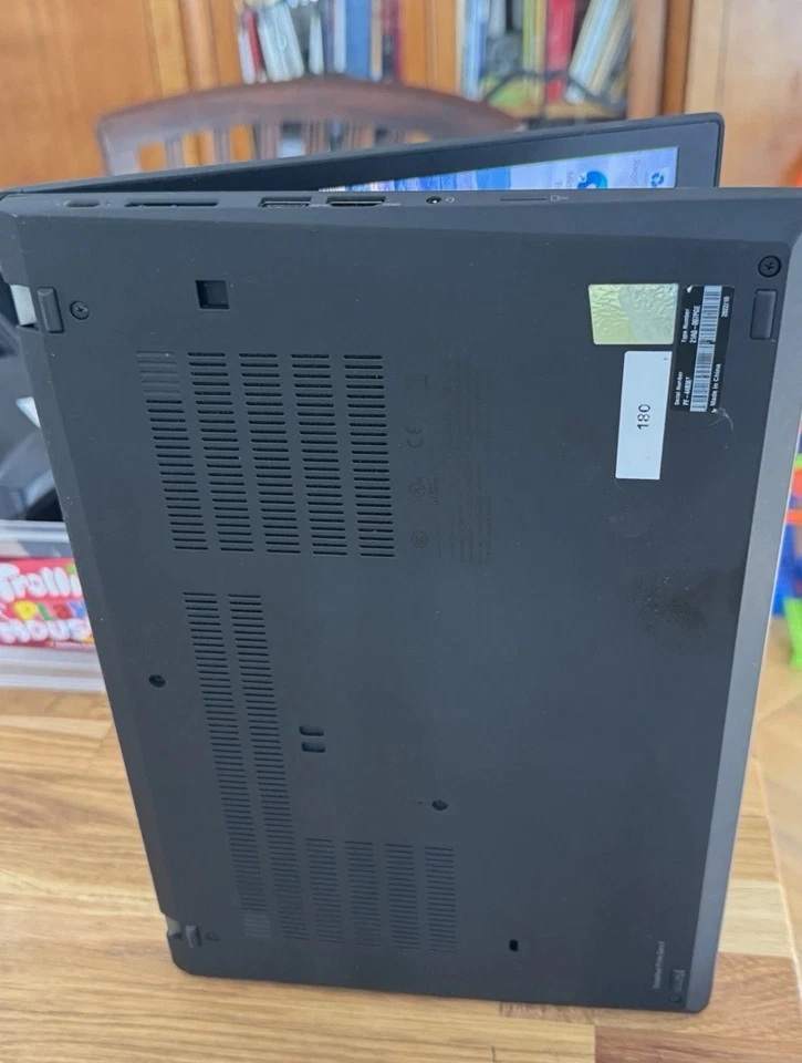 Lenovo ThinkPad P14s G2 · Ryzen 7 PRO 5850U · 32GB · 1TB, Foto 4 von 5
