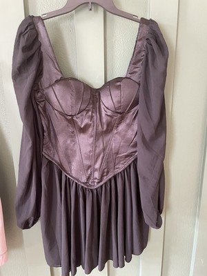 Missord Fairytale sleeve Mini Dress Size Medium, Black