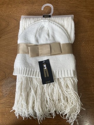 NWT Mixit Shimmery White Knit Scarf & Beanie Hat Set Sparkle Bow Fringe 2pc Gift