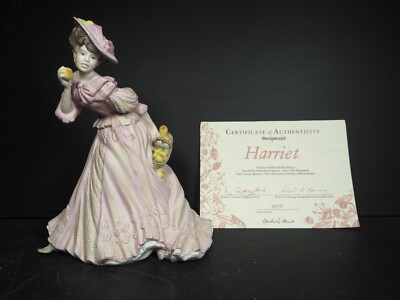 Harriet (Four Seasons) von Shirley Curzon - Wedgwood Figur mit Zertifikat