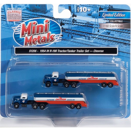 Remolque cisterna tractor clásico Metal Works 51206 N 1954 IH R-190 paquete de 2 Chevron | Zustand: New