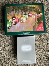 Hallmark Ornament Set Snowflake Snowballs Illuminations 9 Ornaments + Power Box