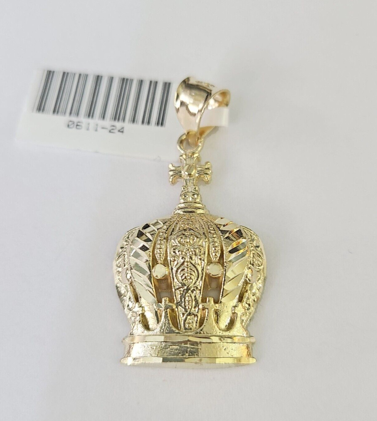 GOLD CROWN PENDANT 