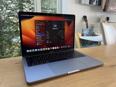MacBook Pro Retina Touchbar 13 Zoll - 2017 |  I5 3.1GHz, 16GB Ram, 512GB SSD