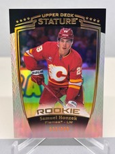 24 SAMUEL HONZEK ROOKIE /999 Calgary Flames STATURE #49