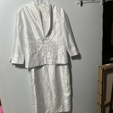 Jessica Howard Women  s 2-PC Jacket And Dress Set White Embroidered 12M