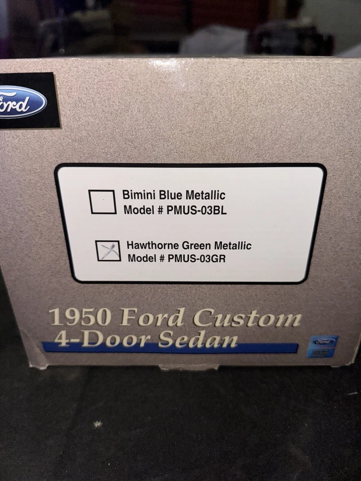 Ford Custom 1950 Precision Miniatures sedán de 4 puertas escala 1:18 PMUS-03GR verde Foto 3 de 3