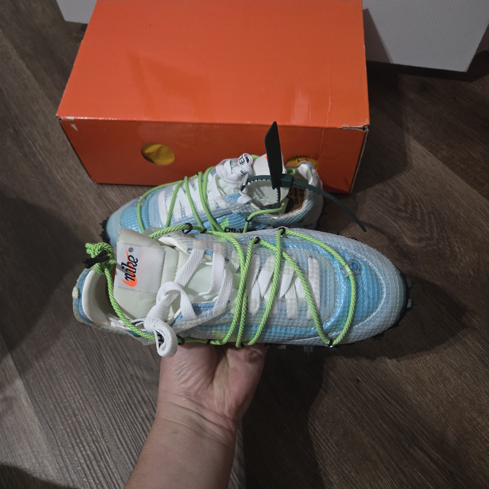 Off-White x Nike Waffle Racer Vivid Sky Women's Size 6.5 CD8180-400 thumbnail 6