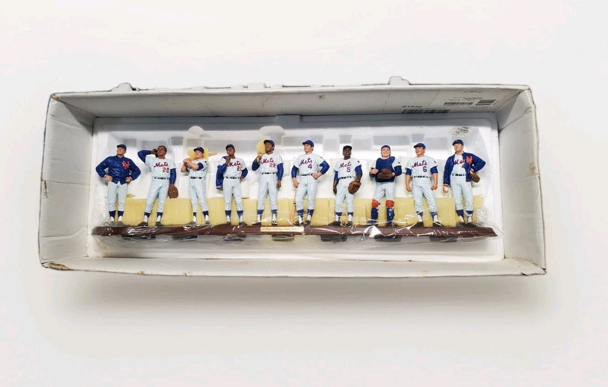 2000 - Danbury Mint 1969 New York Mets Team Statue Figures Display