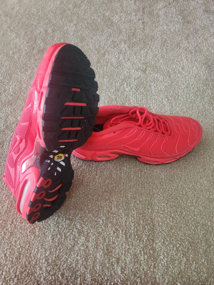 all red nike tns