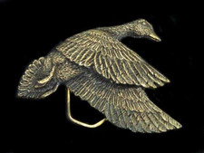 UC11169 NOS VINTAGE 1984  FLYING DUCK  ART COMMEMORATIVE BELT BUCKLE