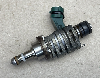 06-15 IS250 GS300 FUEL INJECTOR MARK BLACK OEM 23250-31020 / 23209-39057-A0