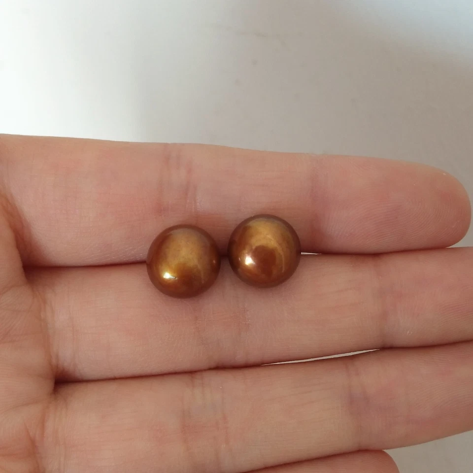 Charming Pair 10-11mm South Sea Chocolate Pearl Stud Earring 18k Au750 - Image 3 of 4