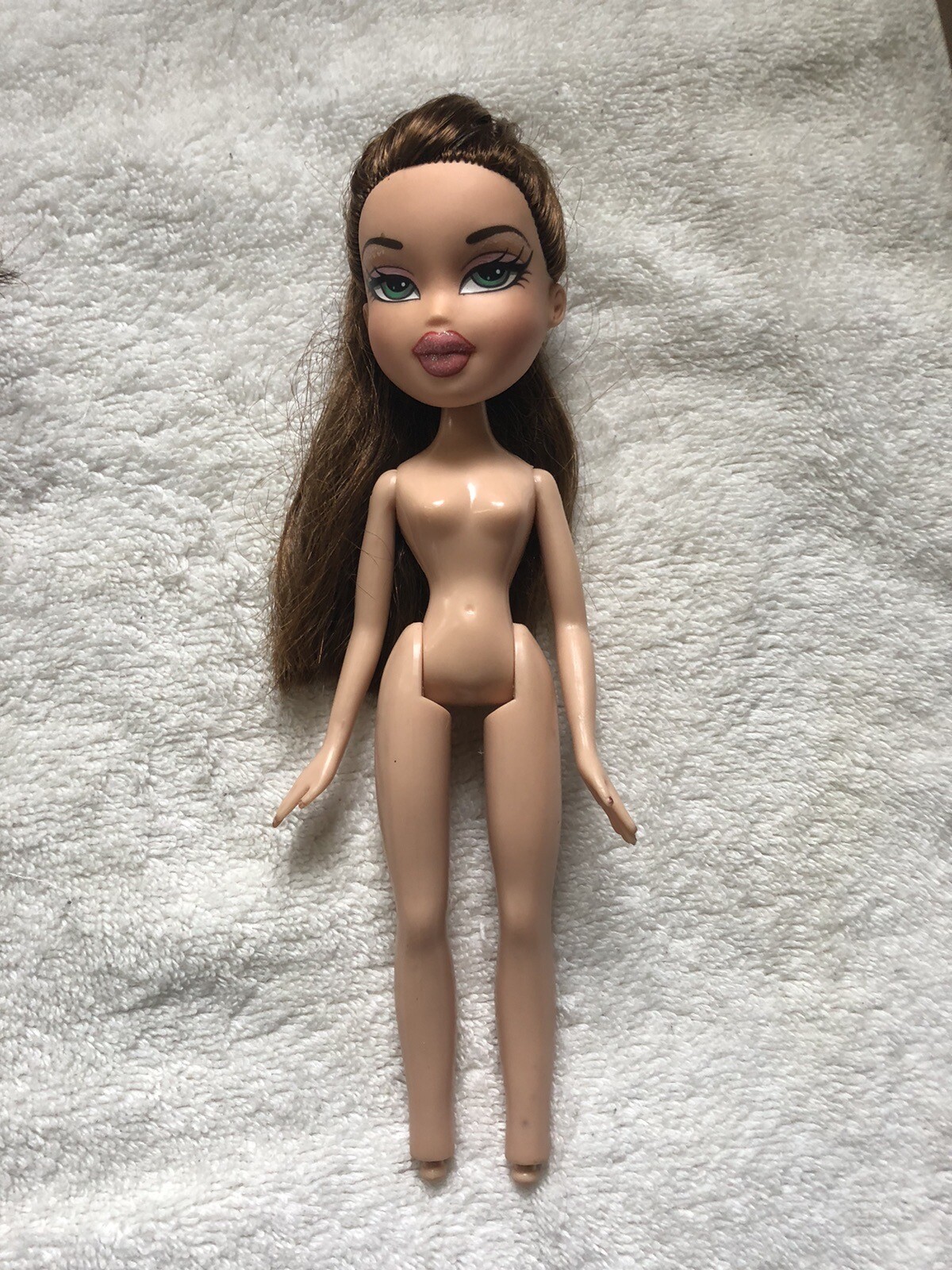 Bratz Funk N Glow Dana Limited Edition 2003 Doll with Glitter Lip & Nail Polish