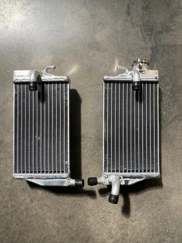 radiator radiators Honda CR250 CR250R CR 250 2005 radiator 2006 2007 05 06 07