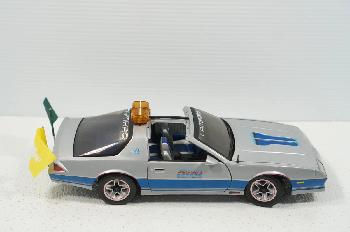 Sunstar Chevrolet Camaro Contemporary Manufacture Diecast Cars