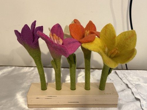 Lovevery Felt Flowers In A Row from The Helper Play Kit Montessori Toy