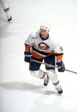 Ian Herbers New York Islanders skates on the ice at an NHL g- Ice Hockey Photo 3