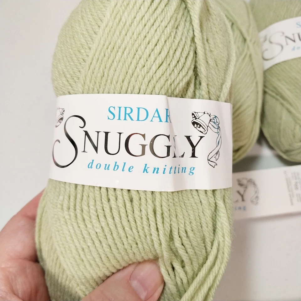 Lote de 3 madejas Sirdar cómodo hilo DK verde 0403 115630 50 g cada una nailon y acrílico Foto 2 de 4
