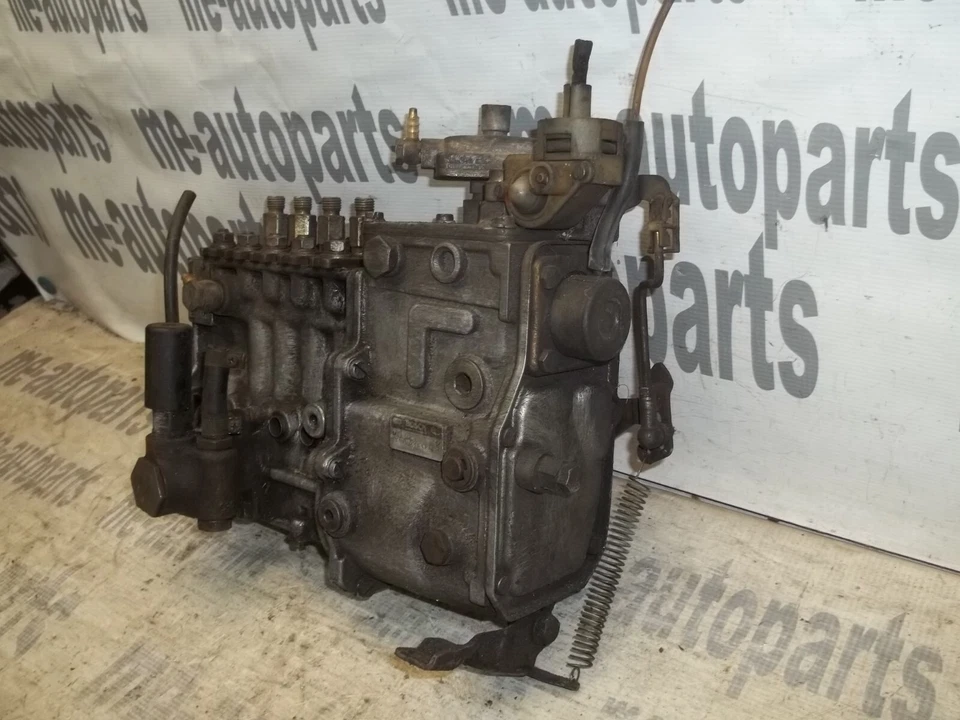 1982 梅赛德斯-奔驰 W123 柴油燃料喷射泵分销商原始设备制造商工厂 — 第 4/4 张图片