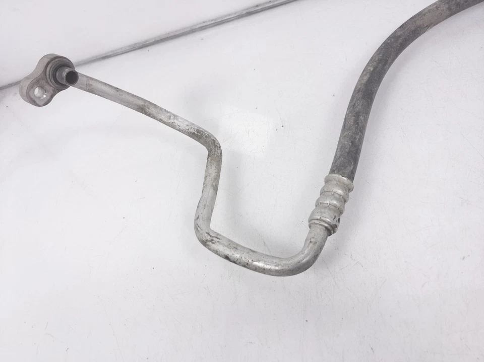 Manguera de descarga de aire acondicionado Toyota Tacoma 2005-2015 88703-04010 Foto 3 de 4