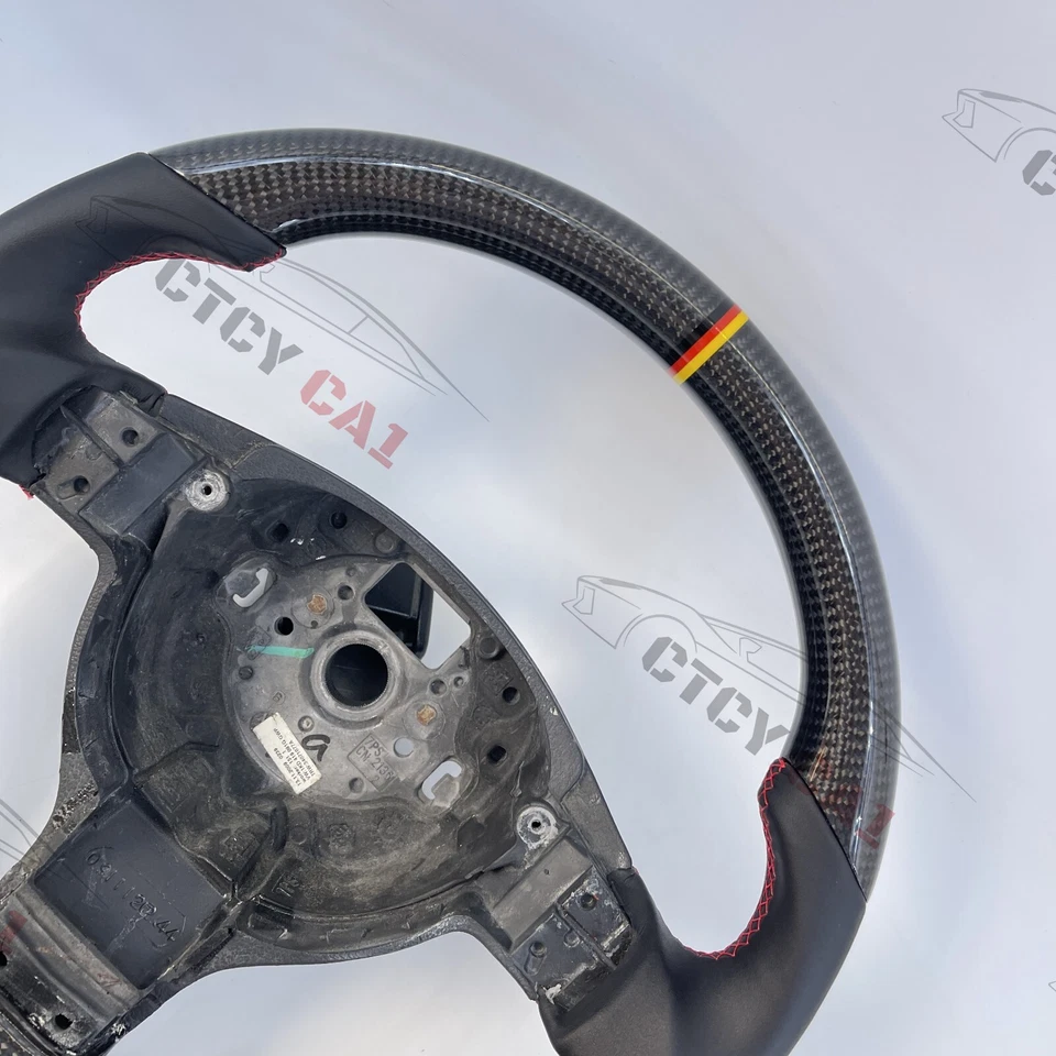 Volante de fibra de carbono personalizado para VW Golf MK5 GTI R/transmisión manual Foto 4 de 4