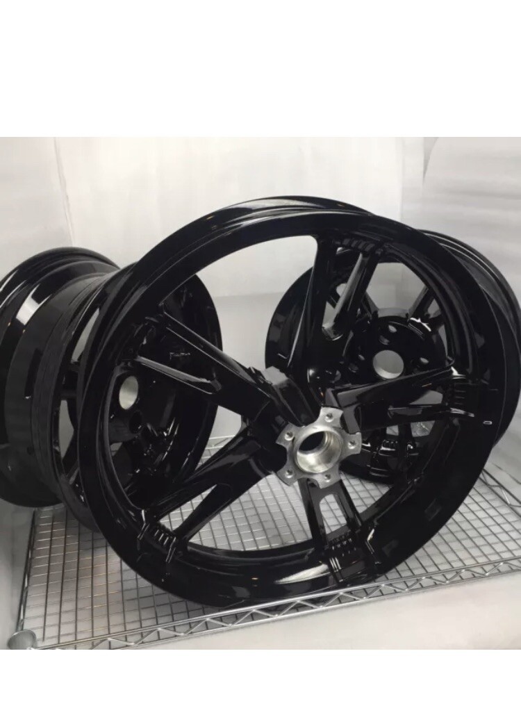 harley freewheeler wheels