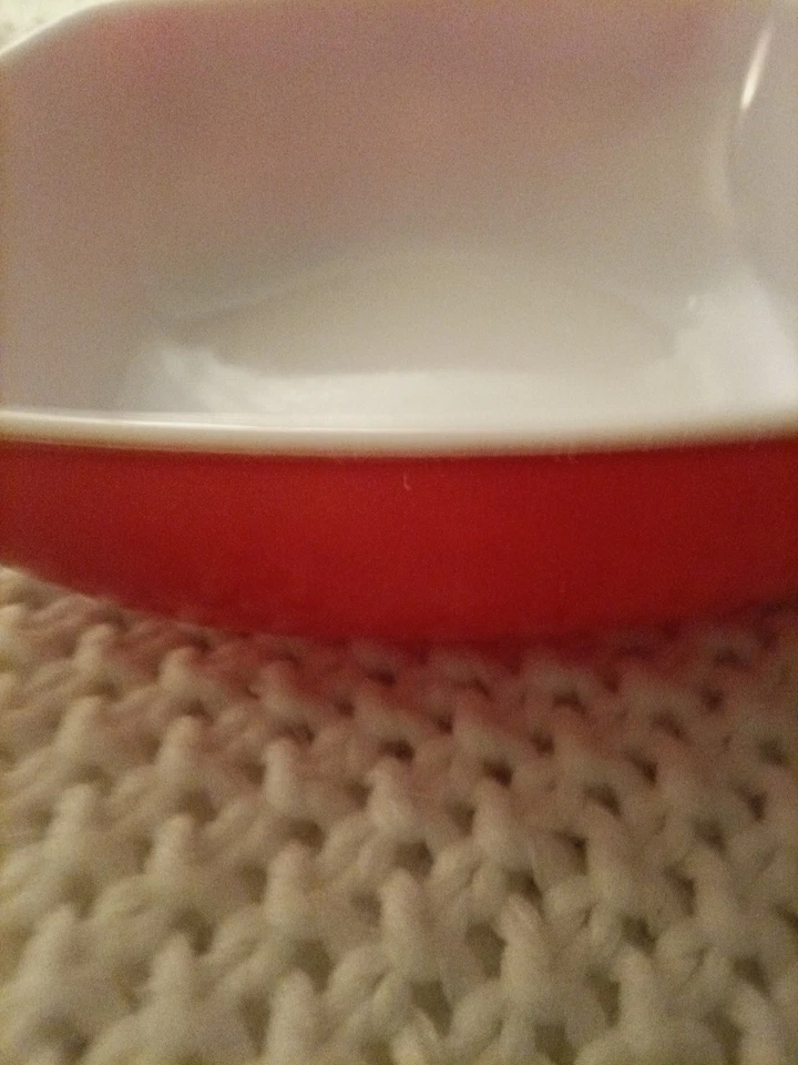 Vintage Pyrex A-17 Red Ovenware Bowl Square Serving 525B 2 1/2 Quart - Image 2 of 4