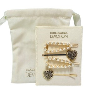 Dolce & Gabbana Devotion Gold Heart Hair Clips Dolce & Gabbana Gold and Pearl Heart Hair Accessories main image 3