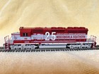 Athearn HO Scale Wisconsin and Southern SD40-2 Anniversary Locomotive 4025 — photo 4